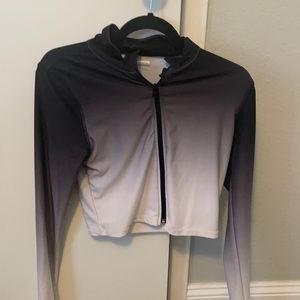 Forever 21 crop top workout shirt